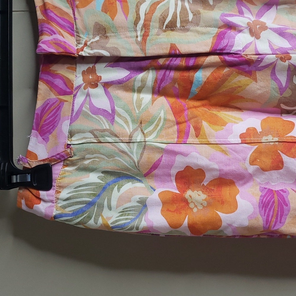 Astr Amiah Floral High Waist Shorts XS - Picture 4 of 7